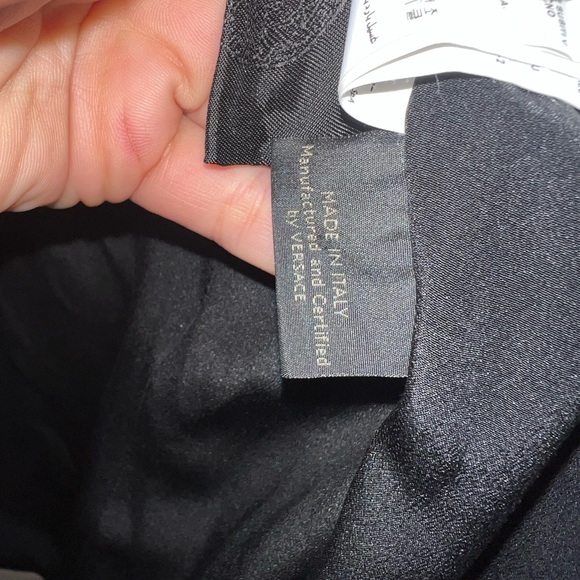 Versace Women's Light Pink and Black Trench Coat - Picture 5 of 8